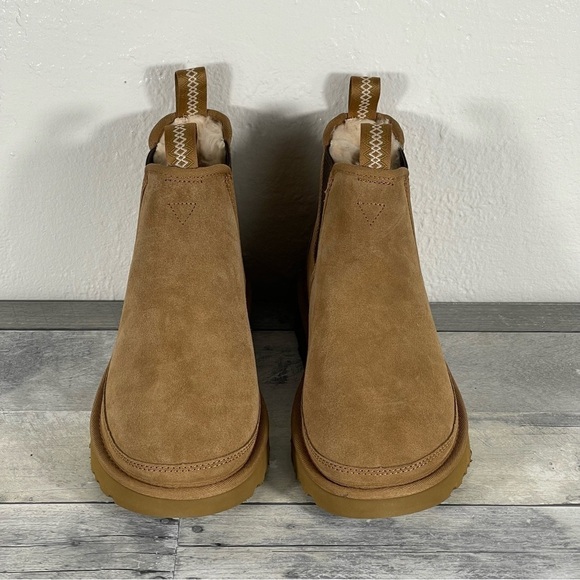 UGG Men’s Neumel Chelsea Boot - Chestnut - Sz - 8 . US - Picture 2 of 11